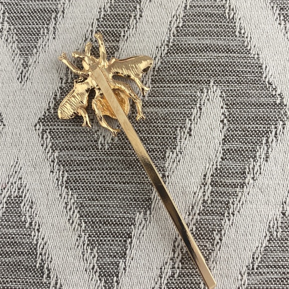 Hair Pin Gold Bee NWT Bumble Bee Single Hair Pin - Picture 3 of 3